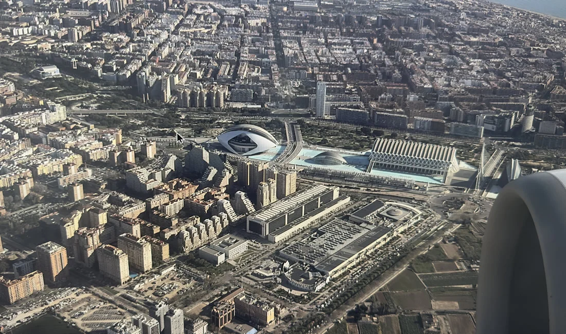 valencia-by-air